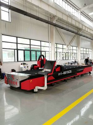 Maszyna do cięcia laserowego płyt metalowych z włókna pojedynczego stołu ze stali nierdzewnej CNC Dst-4 6015