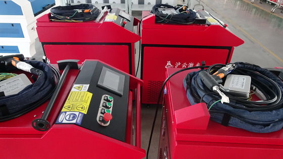 Przenośny laserowy spawar 1000W 1500W 2000W 3000W z prędkością cięcia 100m/min