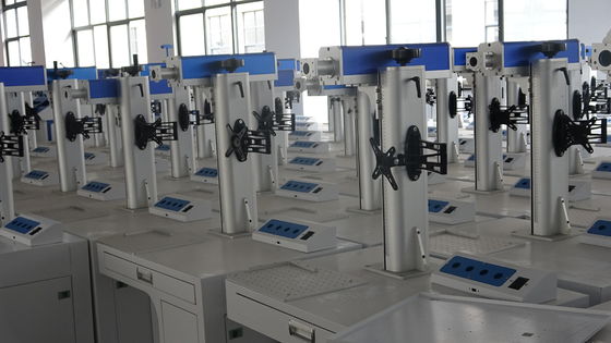 Wodochłodzony ręczny spawar laserowy 1000W 1500W 2000W 3000W do cięcia grubości 1-6mm
