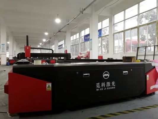 Bezpośrednia sprzedaż CNC maszyny do cięcia włókien laserowych blachy metalowej ze stali nierdzewnej do sklepu spożywczego