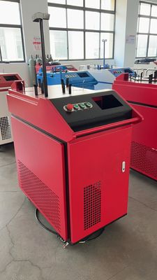 Wodochłodzony ręczny spawar laserowy 1000W 1500W 2000W 3000W do cięcia grubości 1-6mm