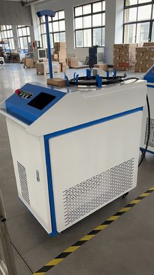 1000W 1500W 2000W 3000W Przenośna przenośna maszyna spawalnicza laserowa z włókna do przemysłu